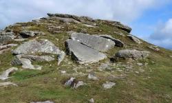 Featured image of post Buckland Beacon, Ten Commandments Stone