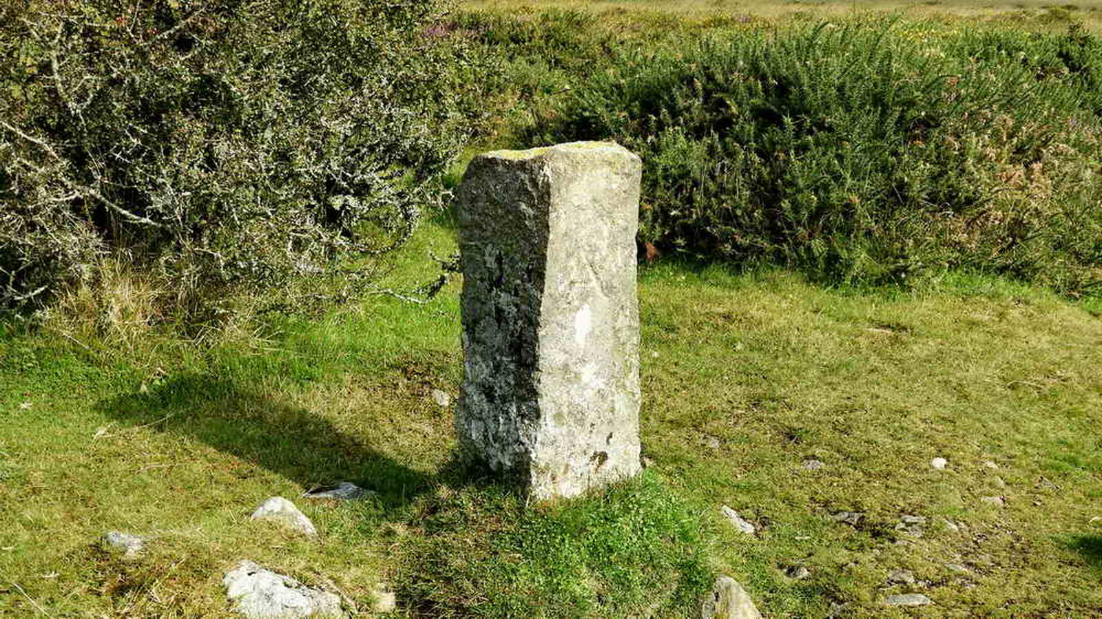 “AB Stone” parish boundary stone at SX 73913 74153