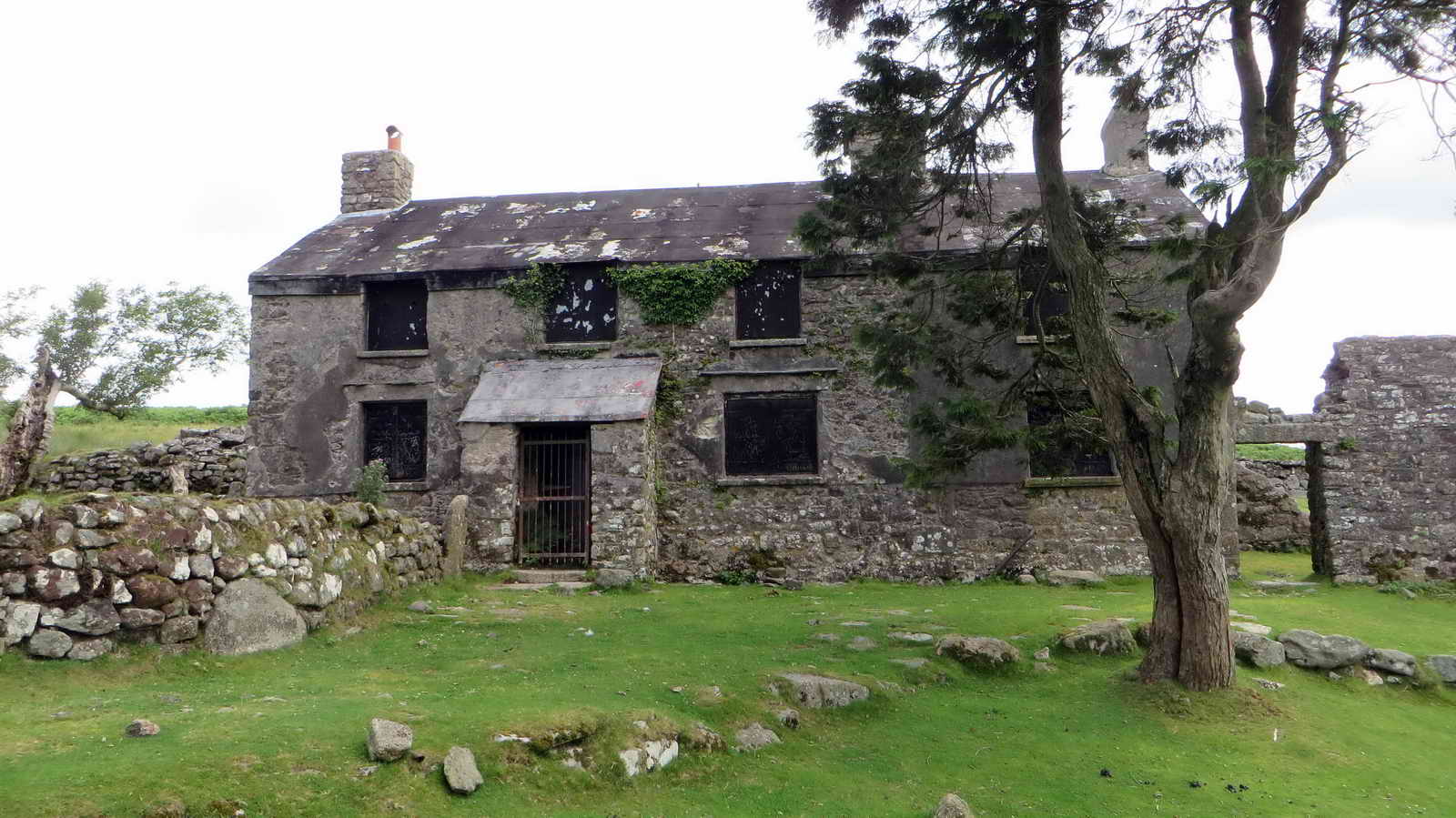 Ditsworthy Warren House