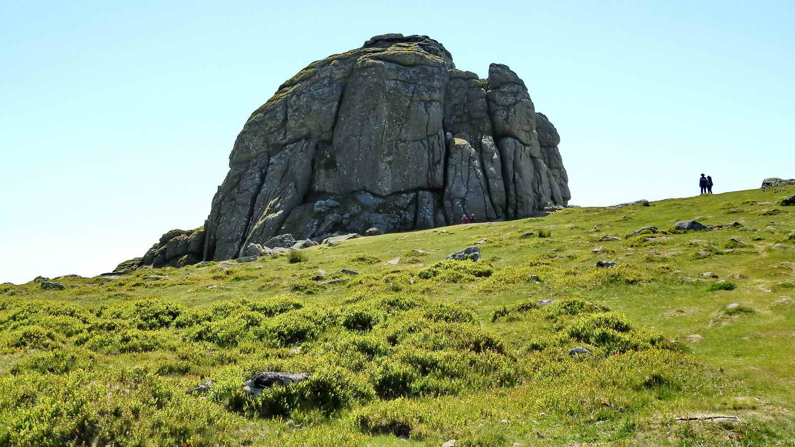 Approaching the rear side of Haytor, a climber’s favourite