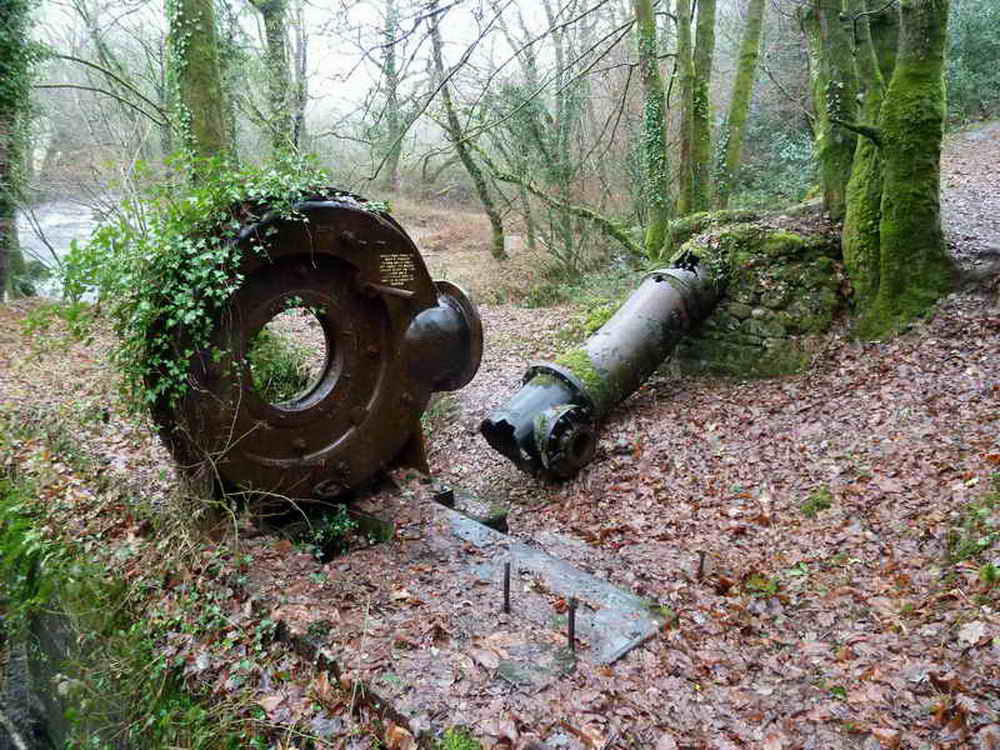  A 6 foot diameter Thomson Turbine which powered a dynamo which provided electricity for various processes involved in the extraction of the tin ore